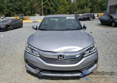2016 Honda Accord Sport z USA, uszkodzony, nr VIN 1HGCR2F57GA165714